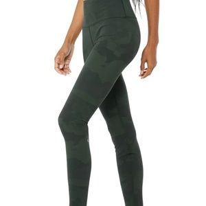 Alo Camo Leggings